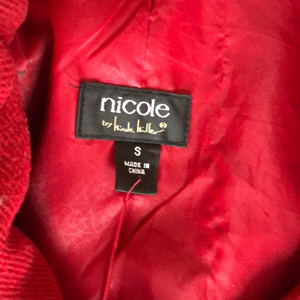 Red fall/winter jacket!🍎 - Picture 2 of 2